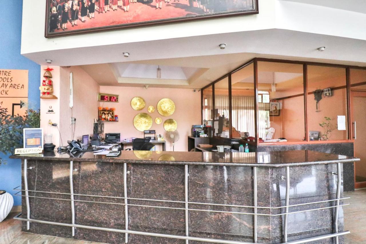 Hôtel Palette - Holiday Palms à Bangalore Extérieur photo
